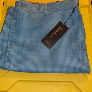 Walter Hagen Flat Front Shorts, W:40”